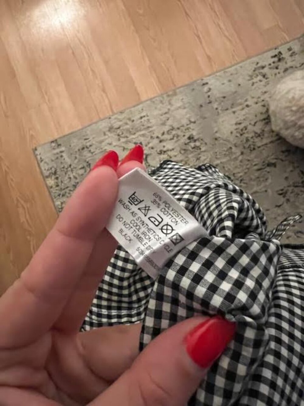 Black and White Gingham Top - Picture 5 of 5